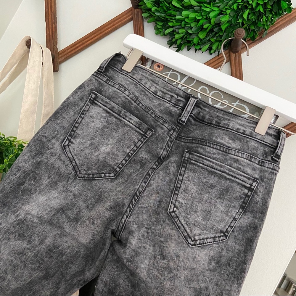 FASHION NOVA Black Wash Jeans Size 3